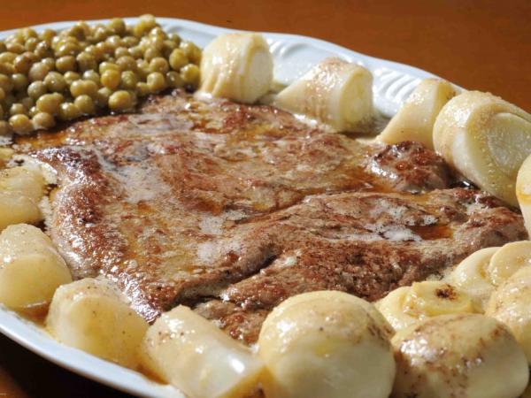  Frango à Moda